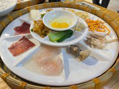 -勺子米线·云南传统小吃市集(四方街店)