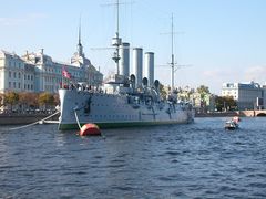 -阿芙乐尔号巡洋舰