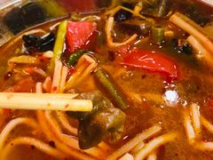 -红鼻子桂林米粉(金唐新光界店)