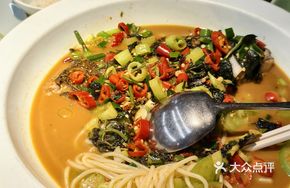 Special Qianjiang Source Fish Head Pot