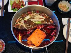 -唯爱KTV聚会餐厅(仙林东城汇店)