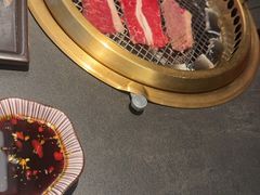 -铭牛烧肉·和牛海鲜自助(高新月牙湖店)