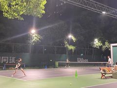 -快网网球俱乐部(徐汇爱建园店)