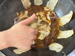 -三里屯土灶炖公鸡地锅鸡(江东店)