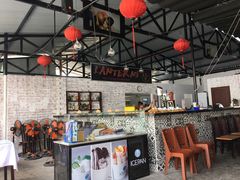 -Lanterns Vietnamese Restaurant