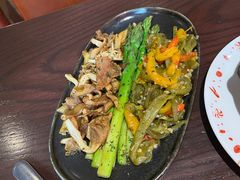 鸡油菇配芦笋-BROWNSTONE布朗石西班牙餐厅(富城店)