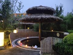 -大连金石滩绿发温泉假日酒店
