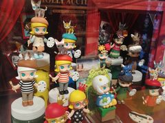 -泡泡玛特POPMART(崇文门国瑞城店)