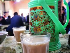 甜茶-老光明岗琼甜茶馆