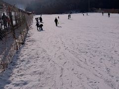 -十三陵雪世界滑雪场