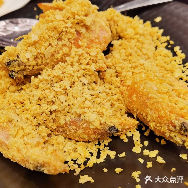 环球的珍宝海鲜美味大餐