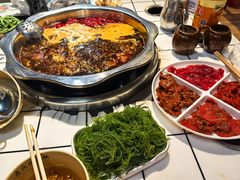 -鼎伙伙火锅串串·10年品牌传承(白象居总店)