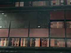 -暴风岛沉浸式体验馆(百联世纪店)