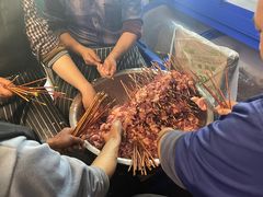 -艾力江和田馕坑烤肉店