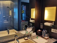 -上海外滩茂悦大酒店