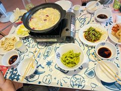 -松哥油焖大虾.小龙虾.黑鸭煲(海岸城店)