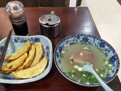 -老新隆牛肉锅贴(新街口店)