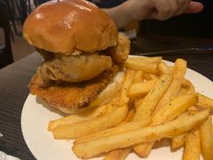 -瑞食酒馆 La Taverne Suisse