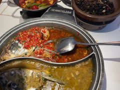 -阿瓦山寨·湘菜现炒·剁椒鱼头王(咸阳总店)