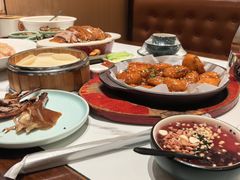 -梅利汴京烤鸭•开封豫菜地标店(东司门店)