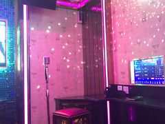 -麦度量贩式KTV(中联广场店)