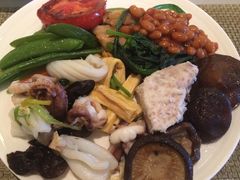 -海口绿发希尔顿酒店-田园汇自助餐·三文鱼·海鲜