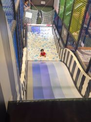 -MELAND CLUB亲子乐园·派对·餐厅(北京芳圆里ID MALL店)