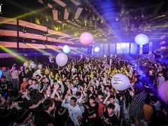 -HiIbiza酒吧