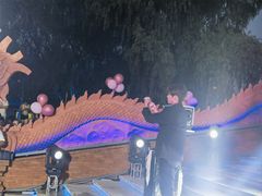 -欢乐水魔方水世界