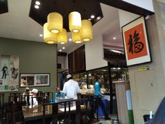 服务员-福照楼汽锅鸡·云南菜(护国路店)