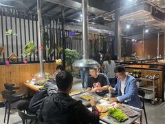 大堂-胡四哥特色火盆烧烤(总店)