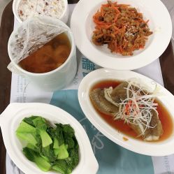 -盈月阁母婴护理中心·月子中心·月嫂育儿嫂