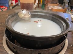 -鸿渡渔庄·特色鸭咀鱼