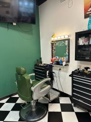 -HEADSTAR BARBERSHOP·男士理发店