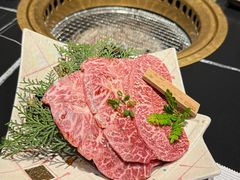 -山川小町·极番烧肉(新地假日广场店)