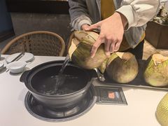 -东椰·海南椰子鸡火锅(朝阳门店)