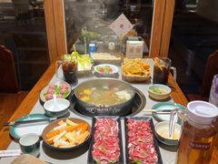 -四点金粥底火锅(沂州里店)