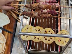 -哈尔滨小酒馆·鲜肉现穿自助烧烤(康新花园店)