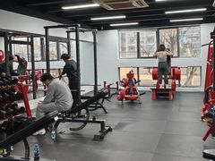 -坚果健身24小时工作室(定西路店)