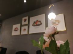 -POKEE VIA&Brunch·维娅(重庆来福士店)