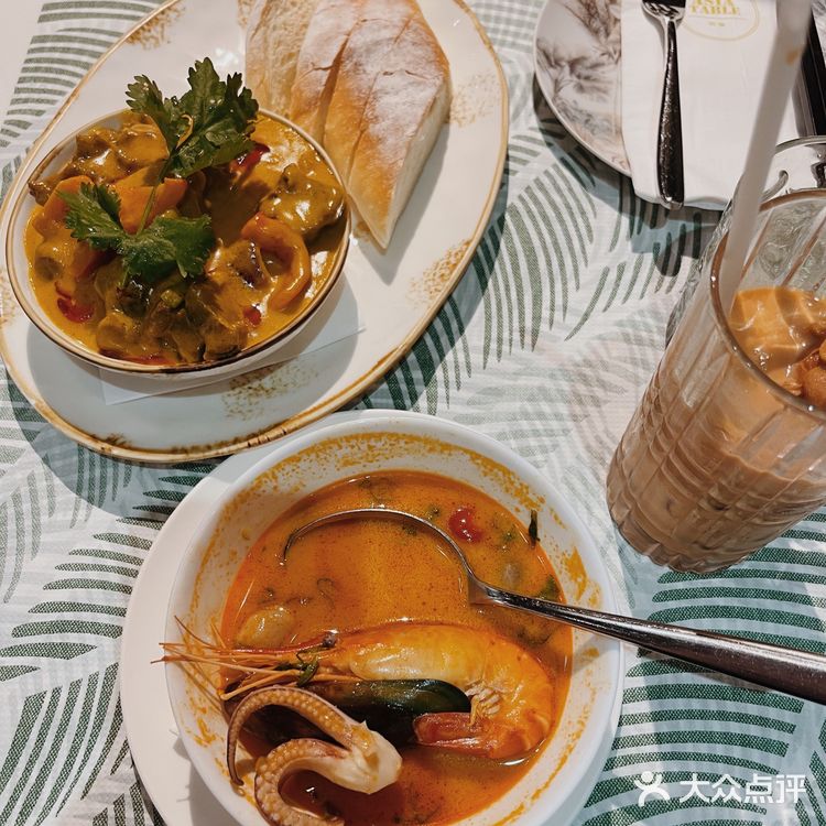 😋太好吃了吧！！！是最好吃的泰餐👍🏻！