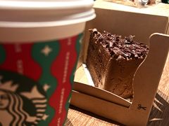 黑巧棉棉蛋糕-星巴克(宝山万达店)