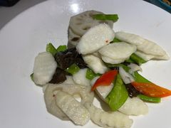 -荷塘秋月·本帮江浙菜(国权路店)