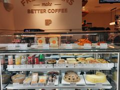 面包甜点陈列柜-Peet's Coffee皮爷咖啡(上海长风大悦城店)
