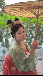 -汉唐记簪花汉服体验馆(西湖店)