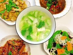 -铃雲家政·保姆·育儿嫂·钟点工