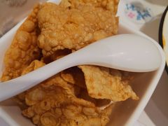 -丽丽三鲜螺蛳粉(田林路店)