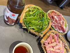 -阿婆情腊排骨火锅·野生菌季(古城旗舰店)