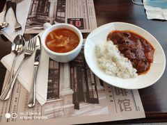 红烩牛肉饭送罗宋汤-东海咖啡馆