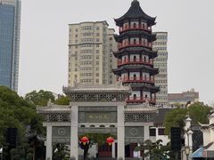 -绳金塔
